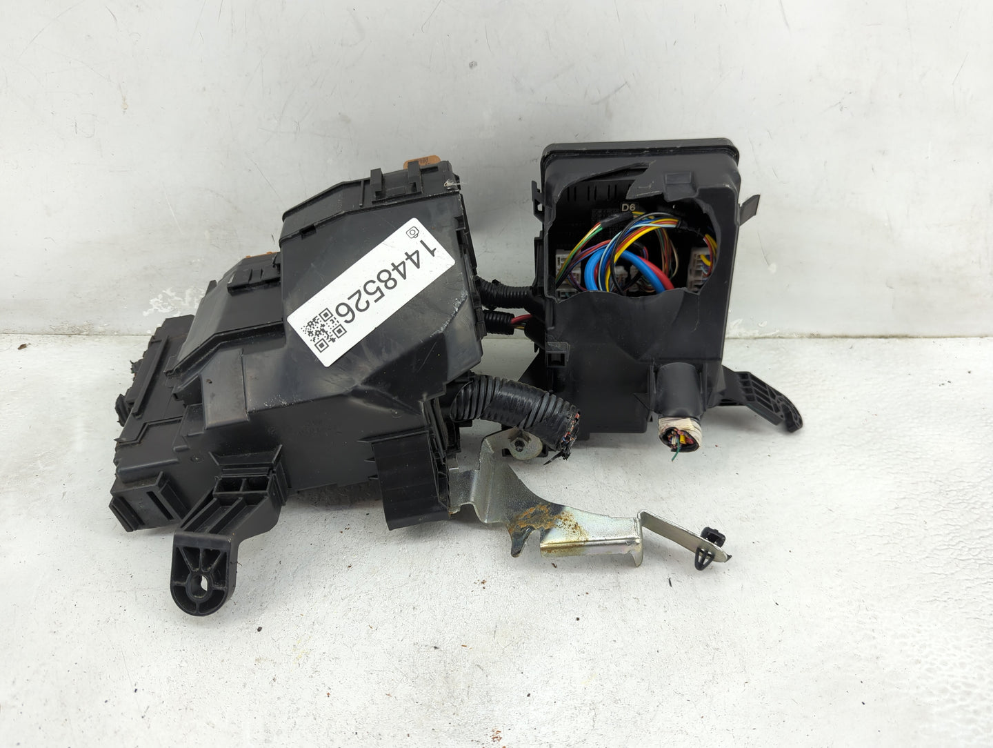 2018 Nissan Altima Fusebox Fuse Box Panel Relay Module Fits OEM Used Auto Parts - Oemusedautoparts1.com