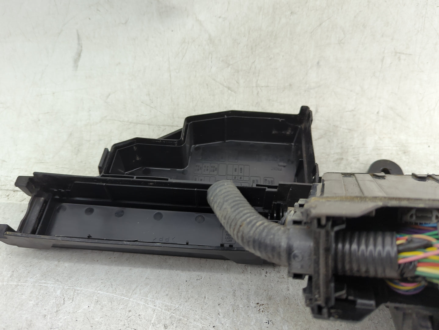 2018 Nissan Altima Fusebox Fuse Box Panel Relay Module P/N:7154-5763-30 7254-5763-30 Fits OEM Used Auto Parts - Oemusedautop