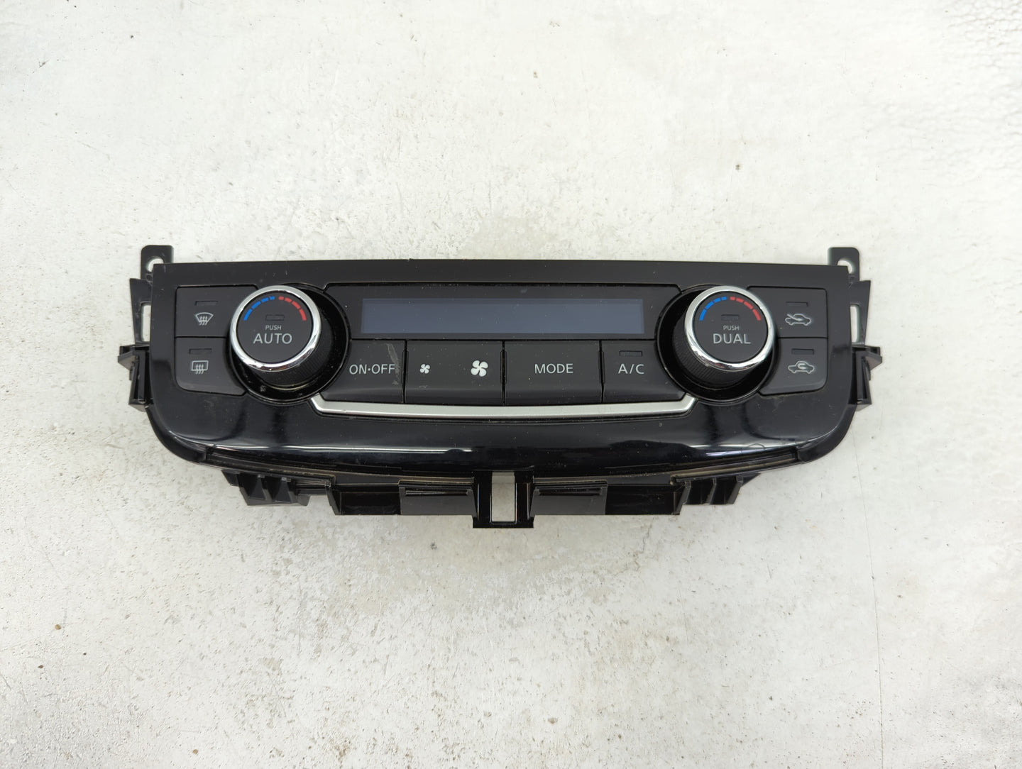 2016-2018 Nissan Altima Climate Control Module Temperature AC/Heater Replacement P/N:27500 9HU0A Fits Fits 2016 2017 2018 OE