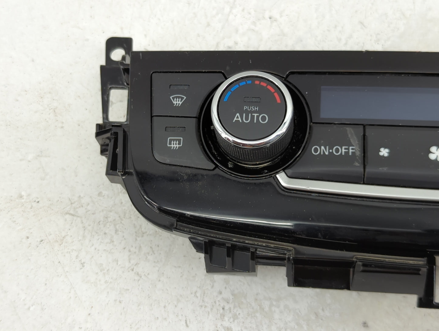 2016-2018 Nissan Altima Climate Control Module Temperature AC/Heater Replacement P/N:27500 9HU0A Fits Fits 2016 2017 2018 OE