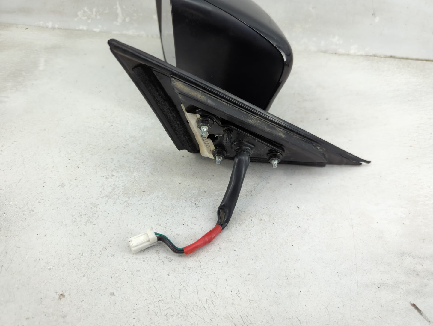 2013-2018 Nissan Altima Driver Side View Mirror - Left Door Mirror OEM Used - Oemusedautoparts1.com
