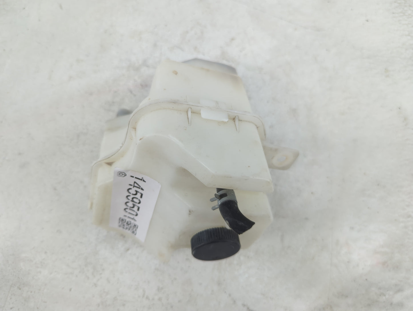 2013-2018 Nissan Altima Radiator Coolant Overflow Expansion Tank Bottle 1459501 - Oemusedautoparts1.com