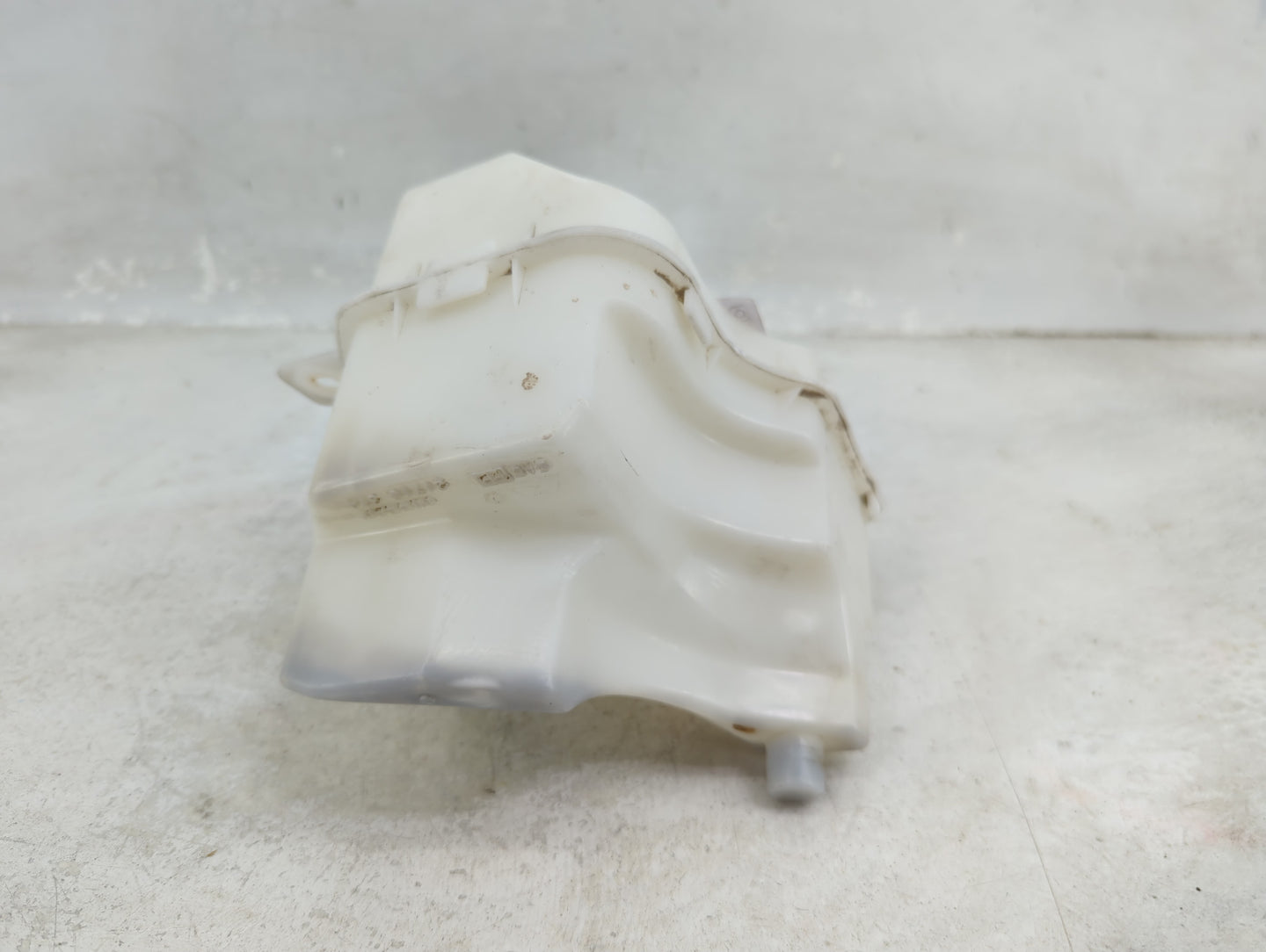 2013-2018 Nissan Altima Radiator Coolant Overflow Expansion Tank Bottle 1459501 - Oemusedautoparts1.com