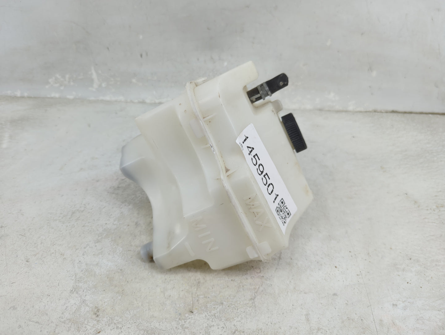 2013-2018 Nissan Altima Radiator Coolant Overflow Expansion Tank Bottle 1459501 - Oemusedautoparts1.com
