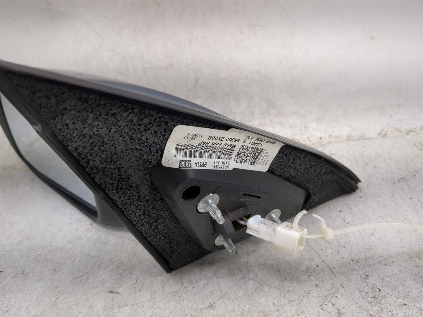 2013-2018 Nissan Altima Driver Side View Mirror - Left Door Mirror OEM Used - Oemusedautoparts1.com
