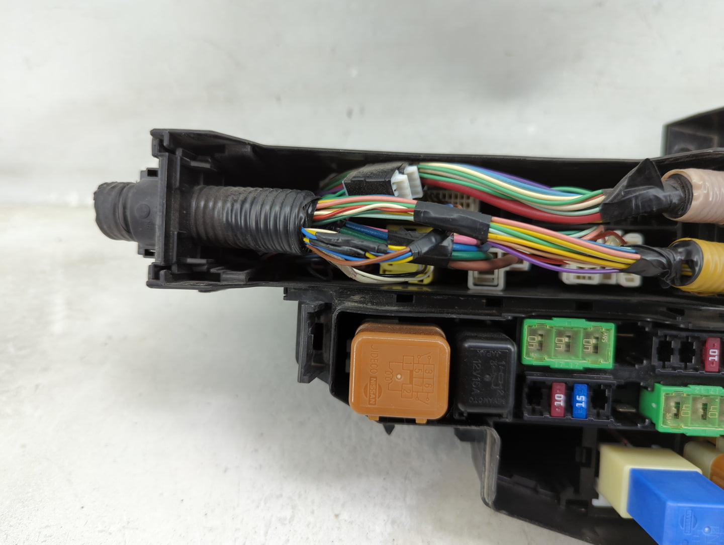 2018 Nissan Altima Fusebox Fuse Box Panel Relay Module Fits OEM Used Auto Parts - Oemusedautoparts1.com