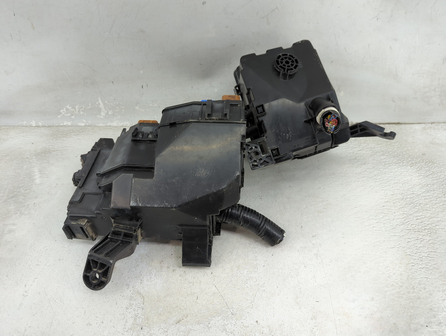 2018 Nissan Altima Fusebox Fuse Box Panel Relay Module Fits OEM Used Auto Parts - Oemusedautoparts1.com