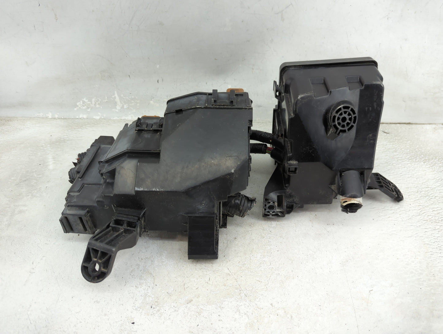 2018 Nissan Altima Fusebox Fuse Box Panel Relay Module Fits OEM Used Auto Parts - Oemusedautoparts1.com