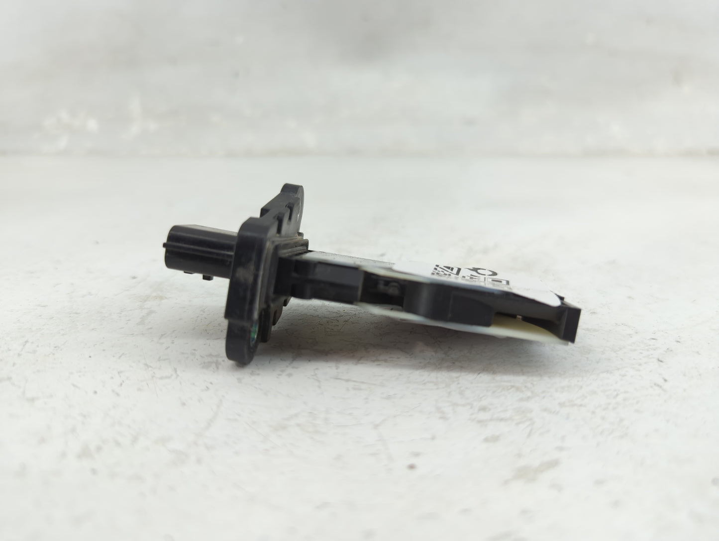 2016-2018 Nissan Altima Mass Air Flow Meter Maf 1463558 - Oemusedautoparts1.com