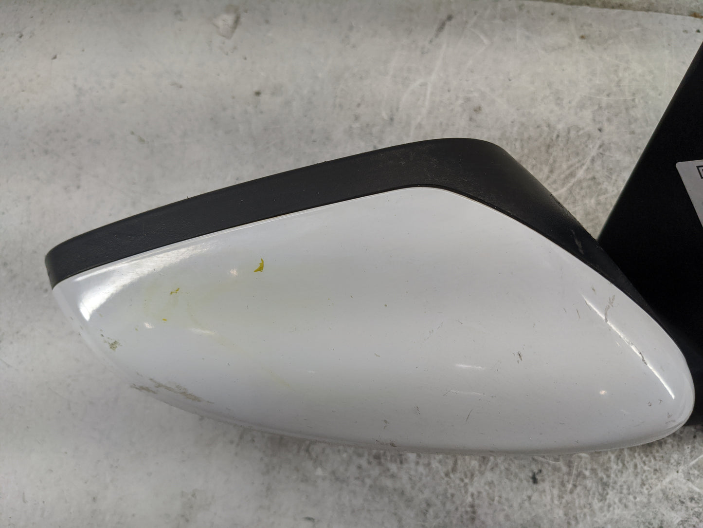 2013-2018 Nissan Altima Driver Side View Mirror - Left Door Mirror OEM Used - Oemusedautoparts1.com
