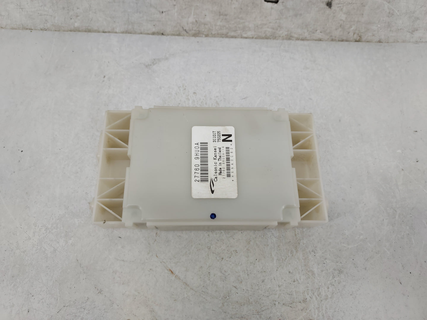 2018-2018 Nissan Altima Temperature Control Module 27760 9hu0a - Oemusedautoparts1.com