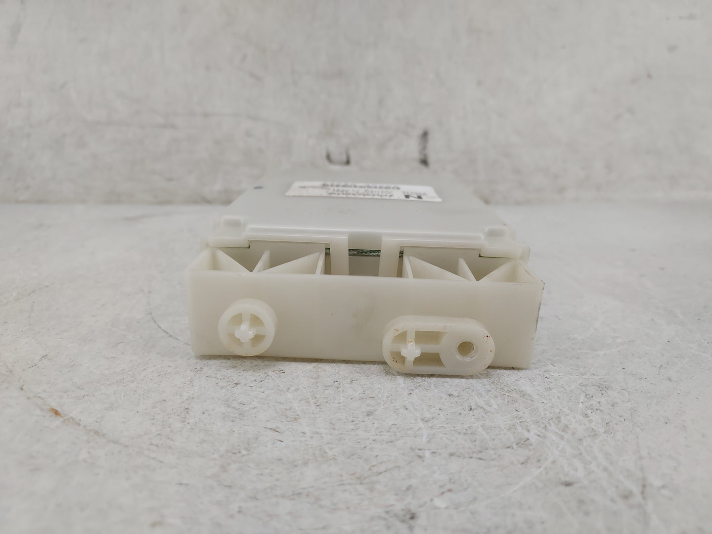 2018-2018 Nissan Altima Temperature Control Module 27760 9hu0a - Oemusedautoparts1.com