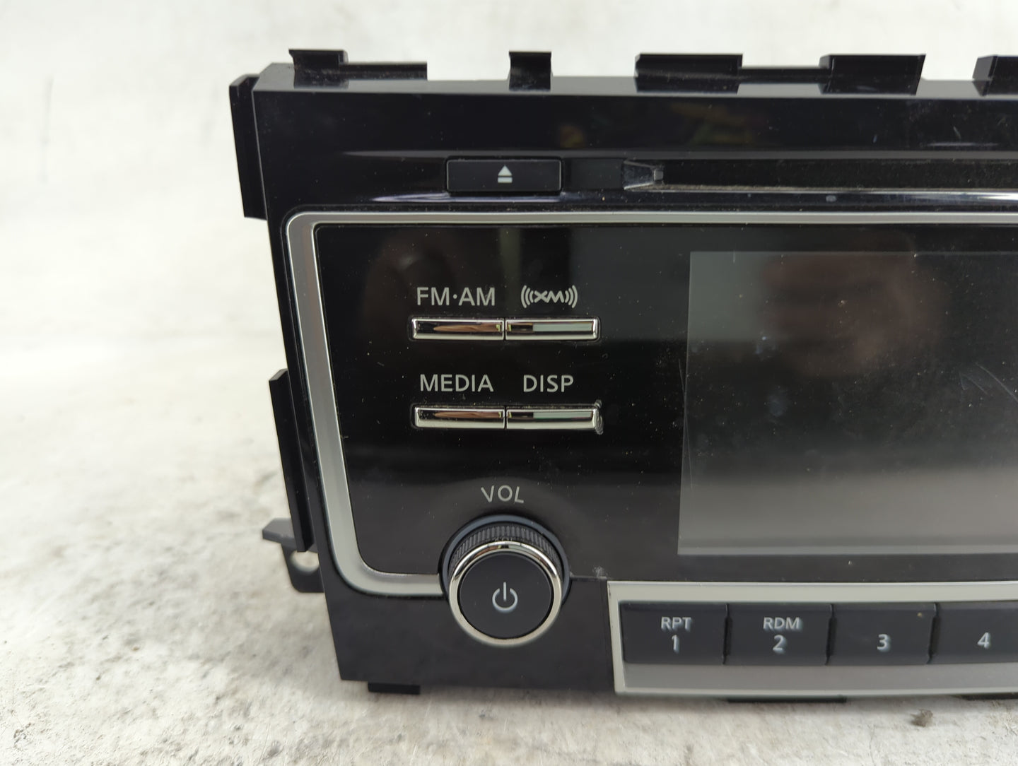 2018 Nissan Altima Radio AM FM Cd Player Receiver Replacement P/N:28185 9HU1C CV-CN27N2GX Fits OEM Used Auto Parts - Oemused