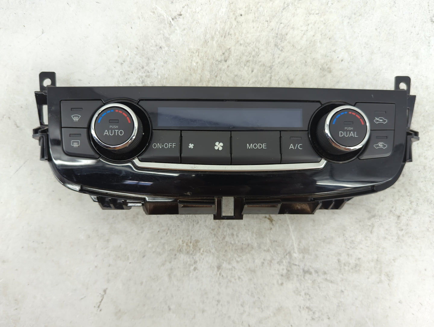 2018 Nissan Altima Climate Control Module Temperature AC/Heater Replacement Fits OEM Used Auto Parts - Oemusedautoparts1.com