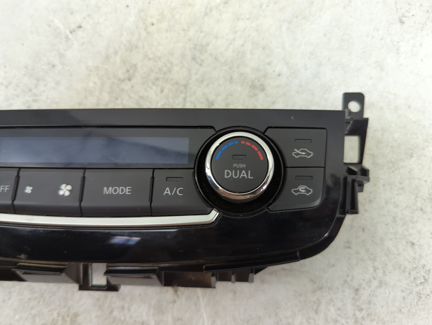 2018 Nissan Altima Climate Control Module Temperature AC/Heater Replacement Fits OEM Used Auto Parts - Oemusedautoparts1.com