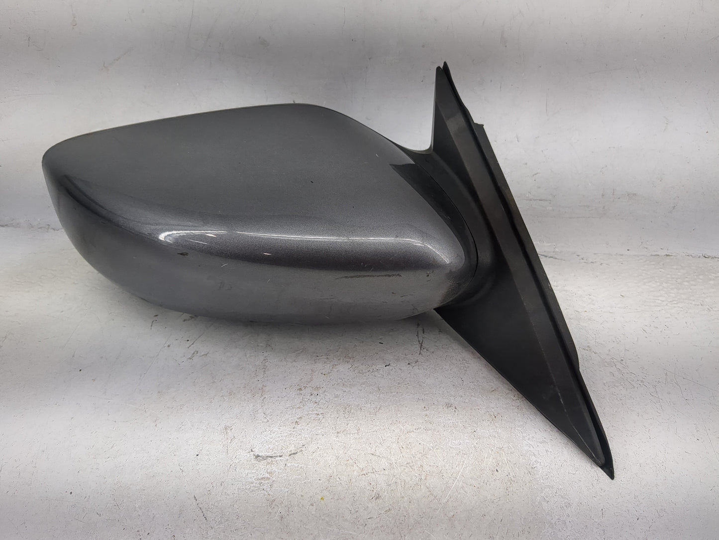 2013-2018 Nissan Altima Passenger Side View Mirror - Right Door Mirror OEM Used - Oemusedautoparts1.com