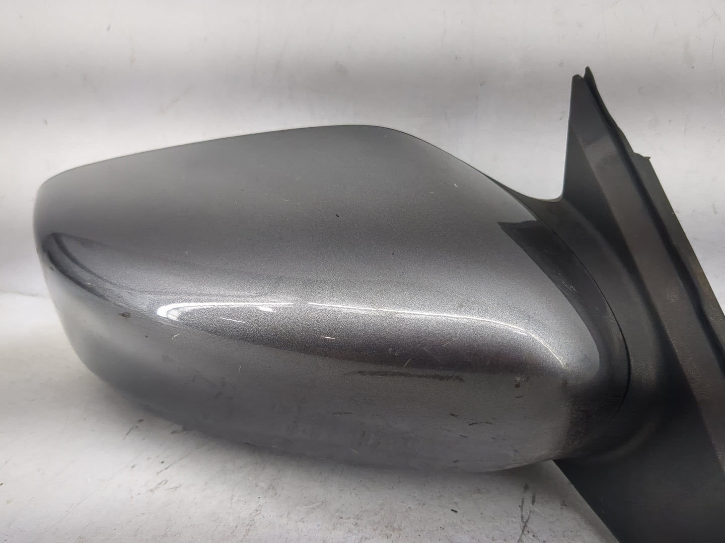 2013-2018 Nissan Altima Passenger Side View Mirror - Right Door Mirror OEM Used - Oemusedautoparts1.com