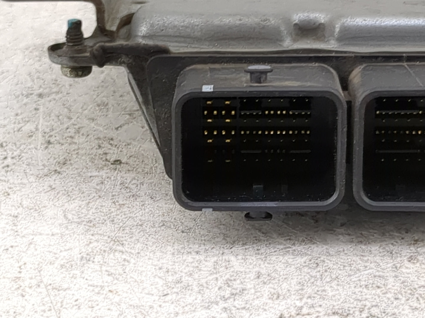 2018 Nissan Altima PCM Engine Control Computer ECU ECM PCU OEM P/N:BEM40K-300 A2 NEC026-076 Fits OEM Used Auto Parts - Oemus