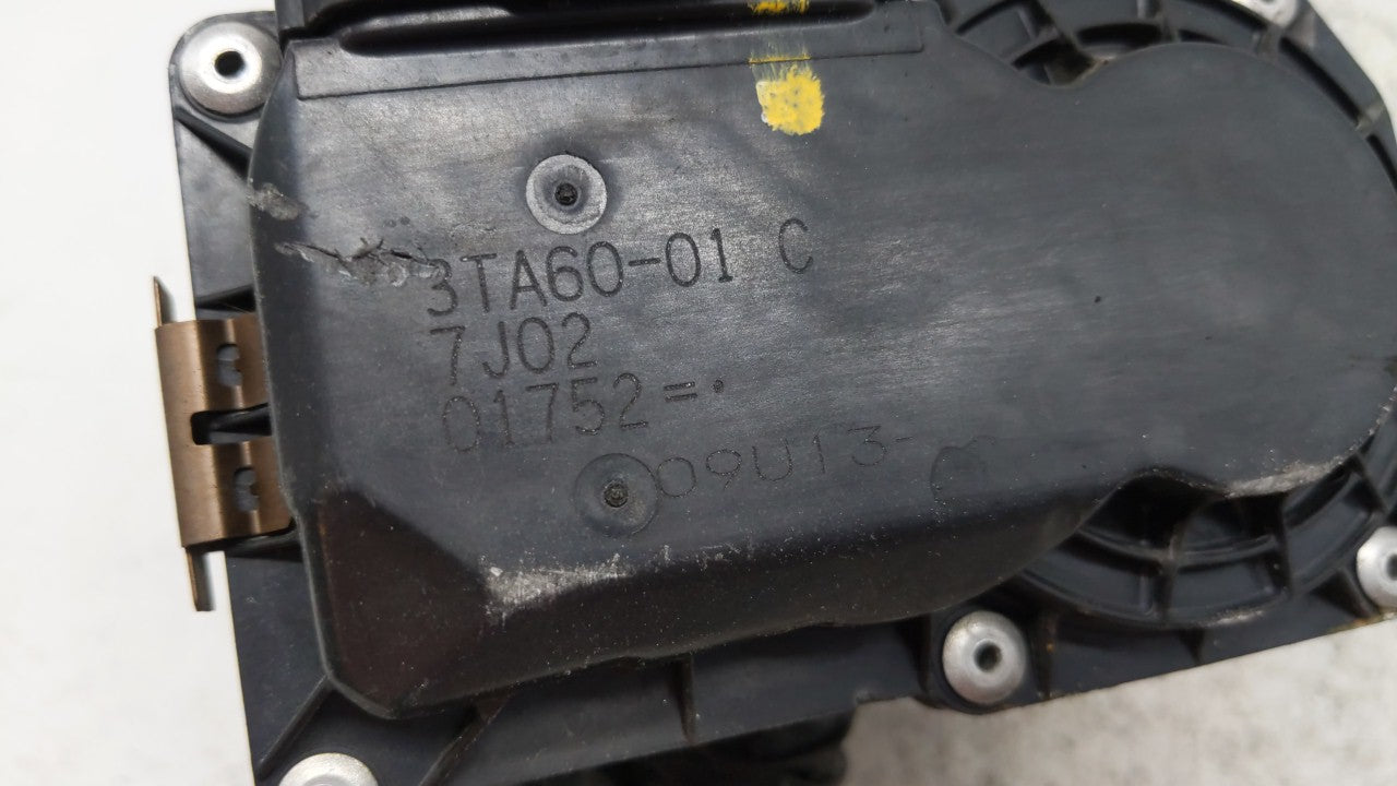 2013-2018 Nissan Altima Throttle Body P/N:3TA60-01 B 3TA60-01 A, 3TA60-01 C Fits Fits 2013 2014 2015 2016 2017 2018 2019 OEM