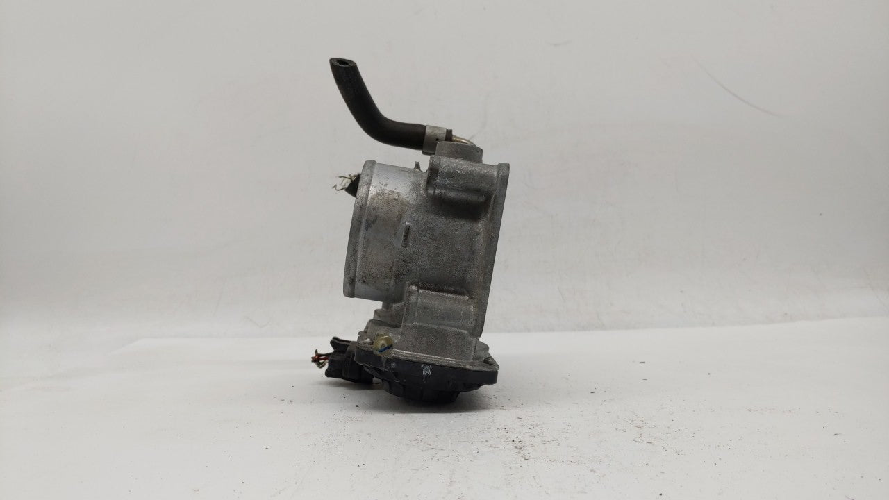 2013-2018 Nissan Altima Throttle Body P/N:3TA60-01 B 3TA60-01 A, 3TA60-01 C Fits Fits 2013 2014 2015 2016 2017 2018 2019 OEM