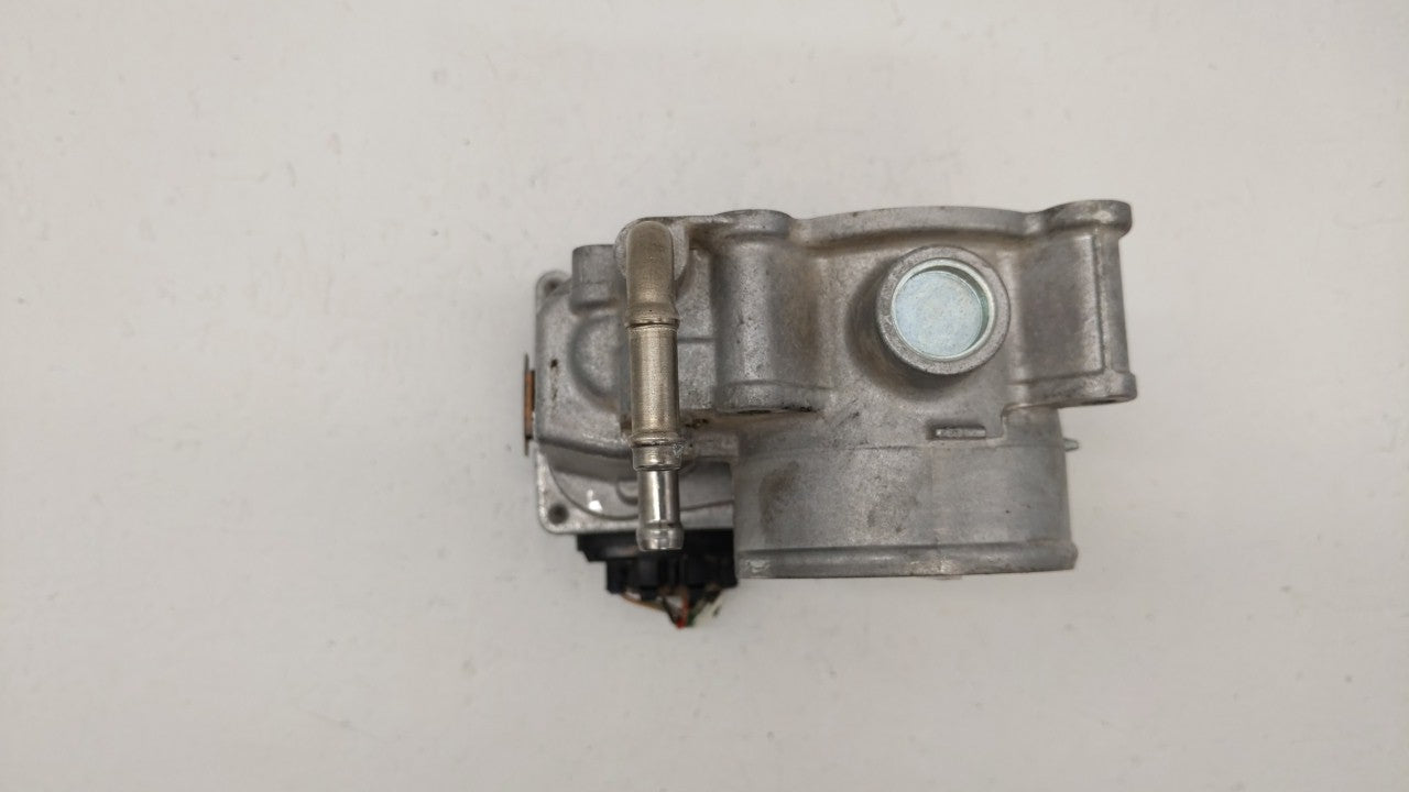 2013-2018 Nissan Altima Throttle Body P/N:3TA60-01 C 3TA60-01 B, 3TA60-01 A Fits Fits 2013 2014 2015 2016 2017 2018 2019 OEM