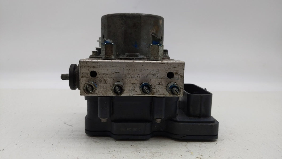 2017-2018 Nissan Altima Anti-Lock Brake ABS Pump Module Actuator OEM P/N:47660 9HU0A 47660 9HS0A Fits Fits 2017 2018 OEM Use