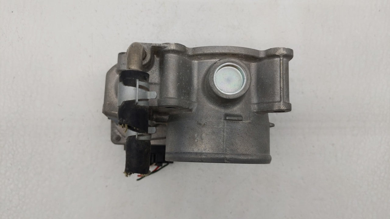 2013-2018 Nissan Altima Throttle Body P/N:3TA60-01 C 3TA60-01 B, 3TA60-01 A Fits Fits 2013 2014 2015 2016 2017 2018 2019 OEM
