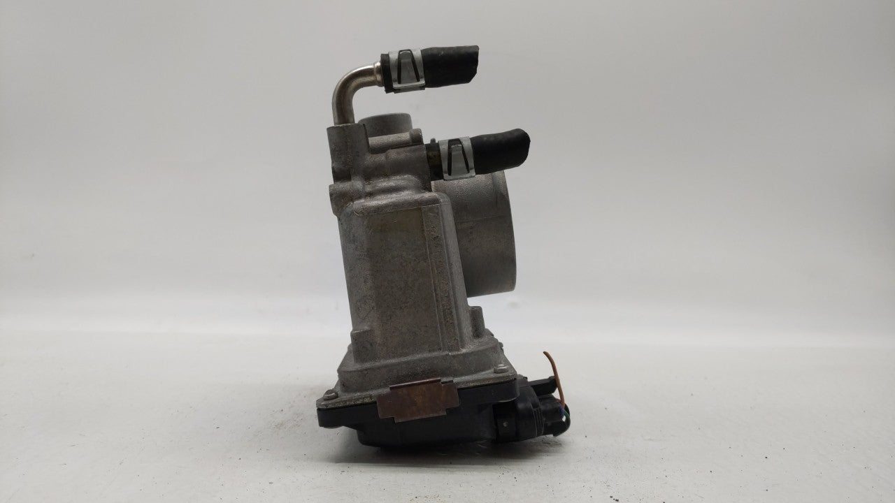 2013-2018 Nissan Altima Throttle Body P/N:3TA60-01 C 3TA60-01 B, 3TA60-01 A Fits Fits 2013 2014 2015 2016 2017 2018 2019 OEM