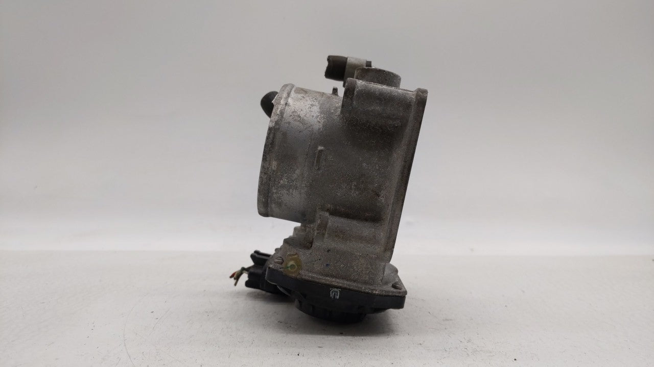 2013-2018 Nissan Altima Throttle Body P/N:3TA60-01 C 3TA60-01 B, 3TA60-01 A Fits Fits 2013 2014 2015 2016 2017 2018 2019 OEM