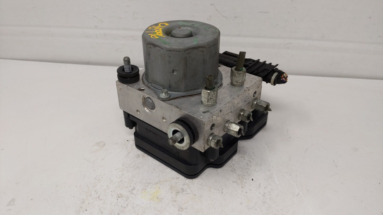 2017-2018 Nissan Altima ABS Pump Control Module Replacement P/N:47660 9HU0A 47660 9HS0A Fits Fits 2017 2018 OEM Used Auto Pa