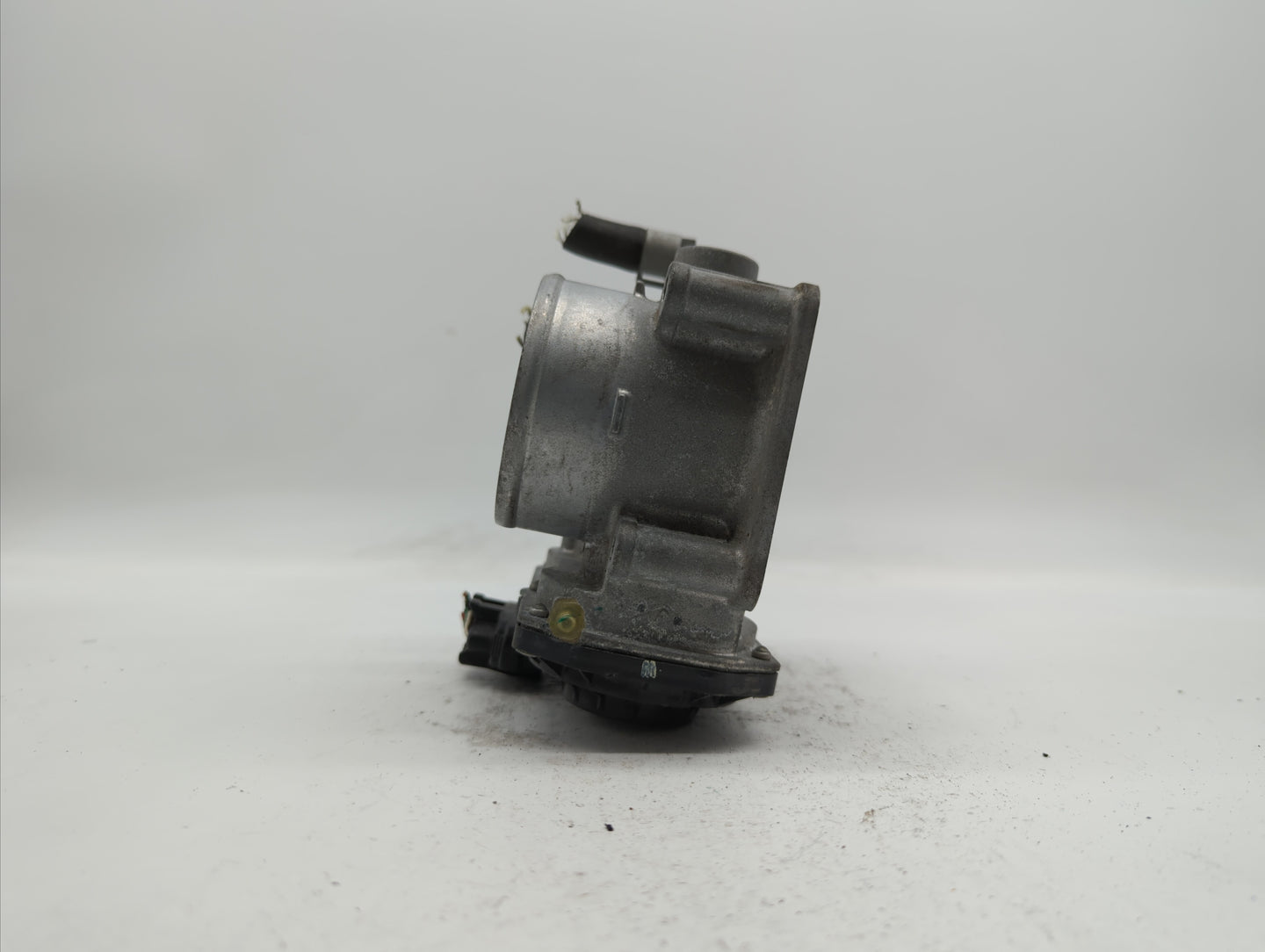 2013-2018 Nissan Altima Throttle Body P/N:3TA60-01 C 3TA60-01 B, 3TA60-01 A Fits Fits 2013 2014 2015 2016 2017 2018 2019 OEM