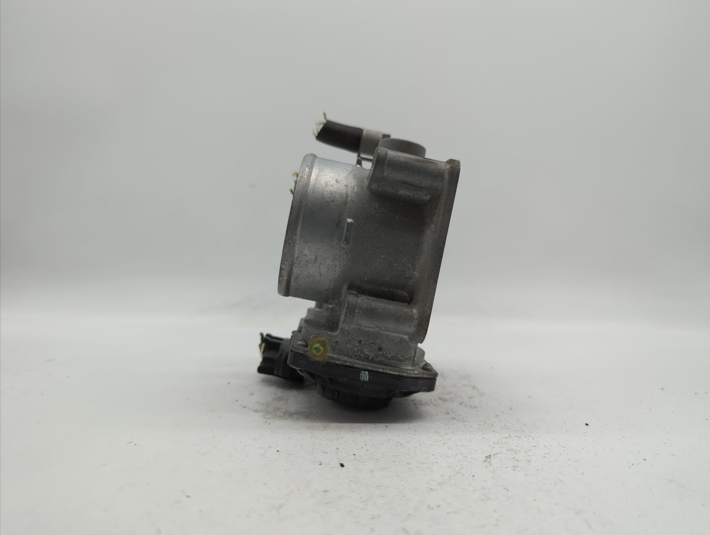 2013-2018 Nissan Altima Throttle Body P/N:3TA60-01 C 3TA60-01 B, 3TA60-01 A Fits Fits 2013 2014 2015 2016 2017 2018 2019 OEM