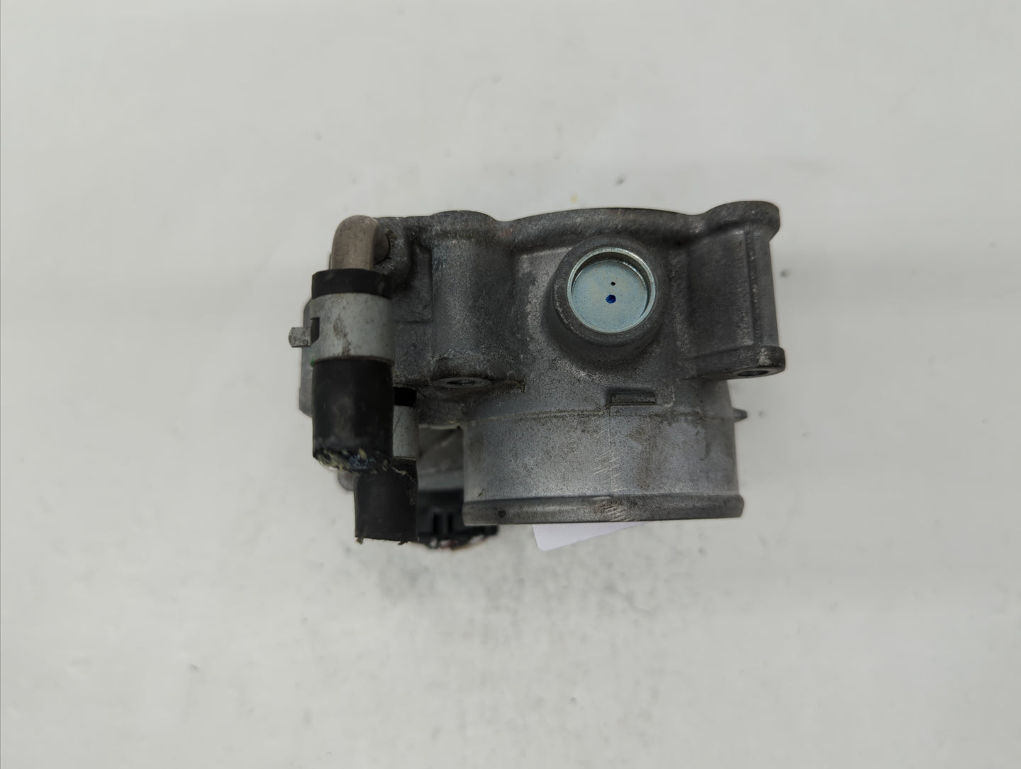 2013-2018 Nissan Altima Throttle Body P/N:3TA60-01 C 3TA60-01 B, 3TA60-01 A Fits Fits 2013 2014 2015 2016 2017 2018 2019 OEM
