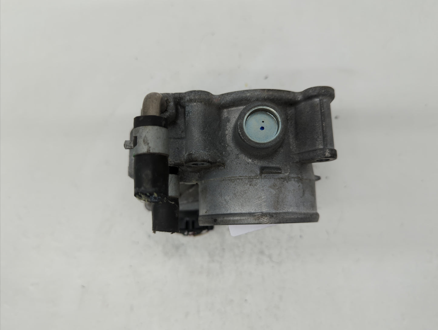 2013-2018 Nissan Altima Throttle Body P/N:3TA60-01 C 3TA60-01 B, 3TA60-01 A Fits Fits 2013 2014 2015 2016 2017 2018 2019 OEM