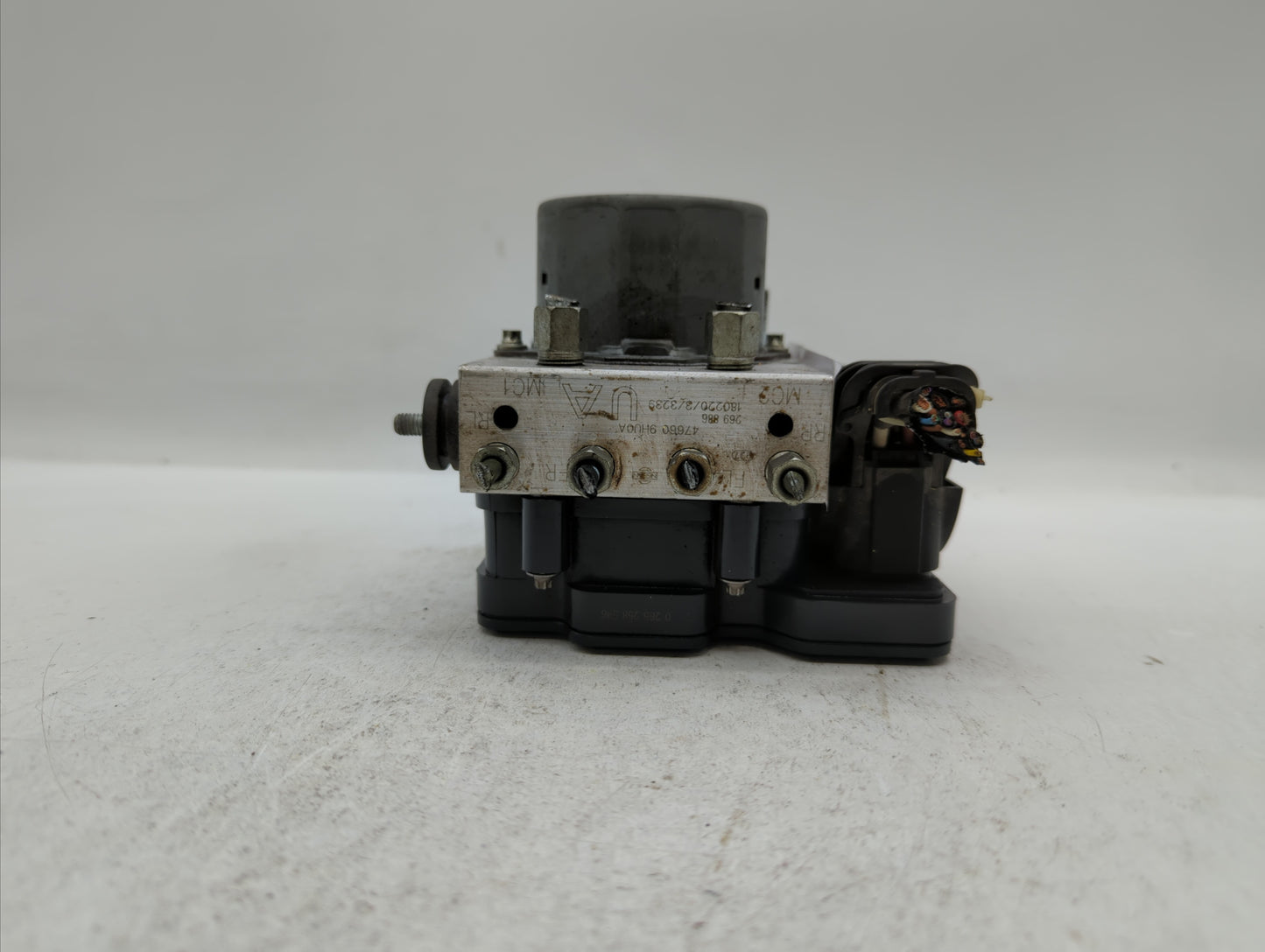2017-2018 Nissan Altima ABS Pump Control Module Replacement P/N:47660 9HU0A 47660 9HS0A Fits Fits 2017 2018 OEM Used Auto Pa