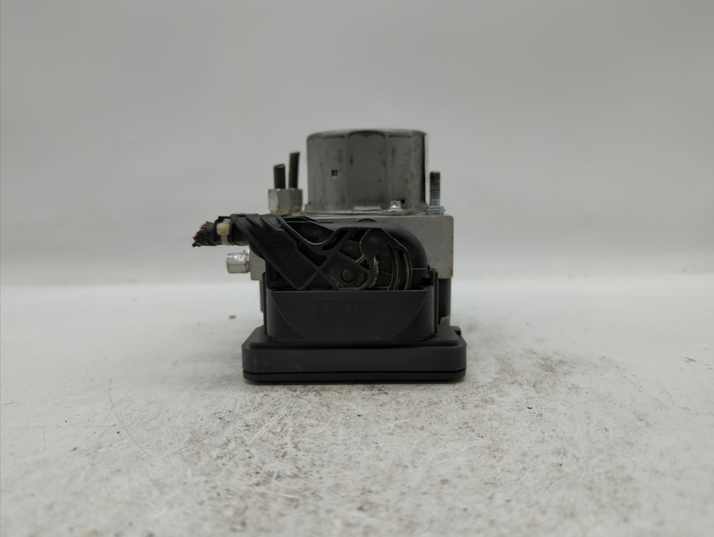 2017-2018 Nissan Altima ABS Pump Control Module Replacement P/N:47660 9HU0A 47660 9HS0A Fits Fits 2017 2018 OEM Used Auto Pa