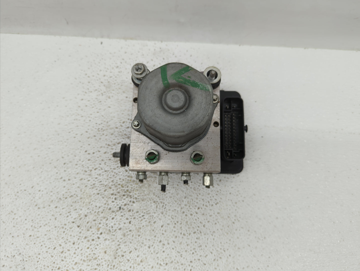 2017-2018 Nissan Altima ABS Pump Control Module Replacement P/N:P68183803AC 47660 9HU0A, 47660 9HS0A Fits Fits 2017 2018 OEM