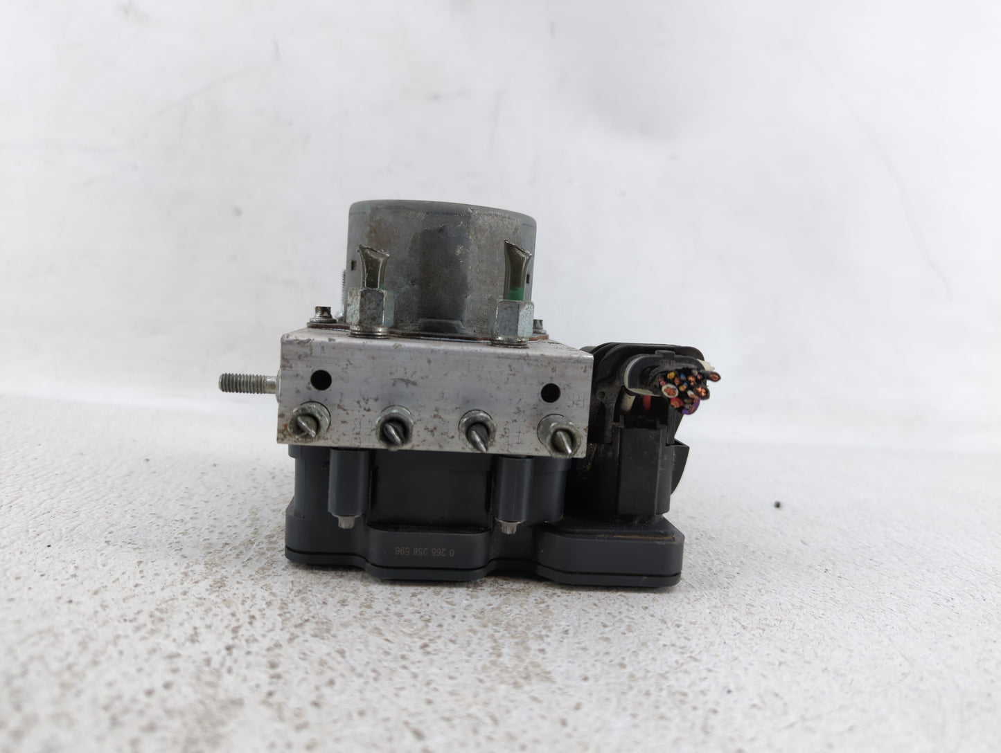2017-2018 Nissan Altima ABS Pump Control Module Replacement P/N:47660 9HU0A P68183803AC, 47660 9HS0A Fits Fits 2017 2018 OEM