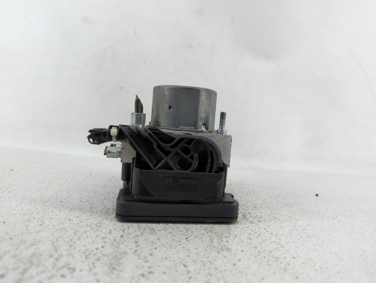 2017-2018 Nissan Altima ABS Pump Control Module Replacement P/N:47660 9HU0A P68183803AC, 47660 9HS0A Fits Fits 2017 2018 OEM