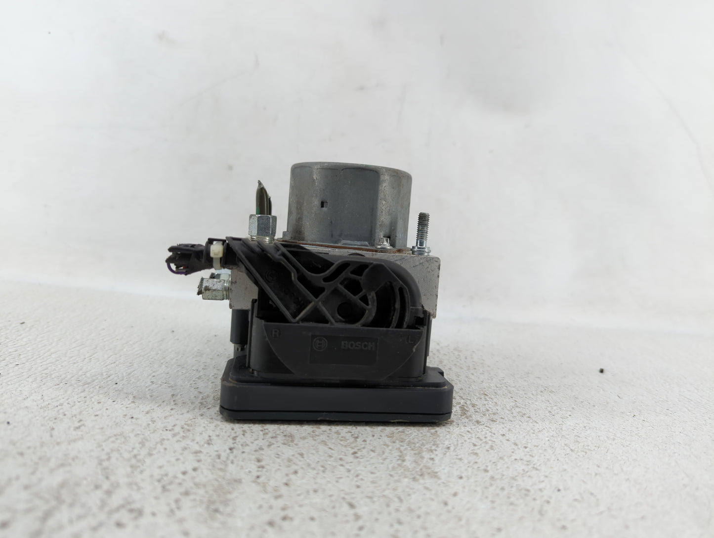 2017-2018 Nissan Altima ABS Pump Control Module Replacement P/N:47660 9HU0A P68183803AC, 47660 9HS0A Fits Fits 2017 2018 OEM