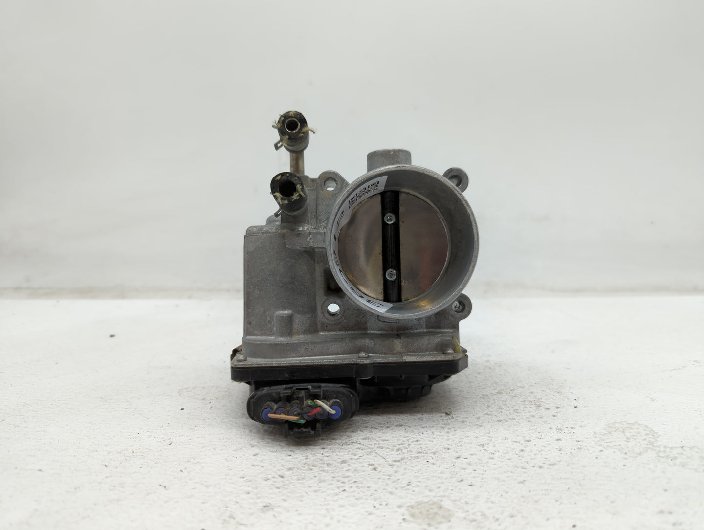2013-2018 Nissan Altima Throttle Body P/N:3TA60-01 C 3TA60-01 B, 3TA60-01 A Fits Fits 2013 2014 2015 2016 2017 2018 2019 OEM