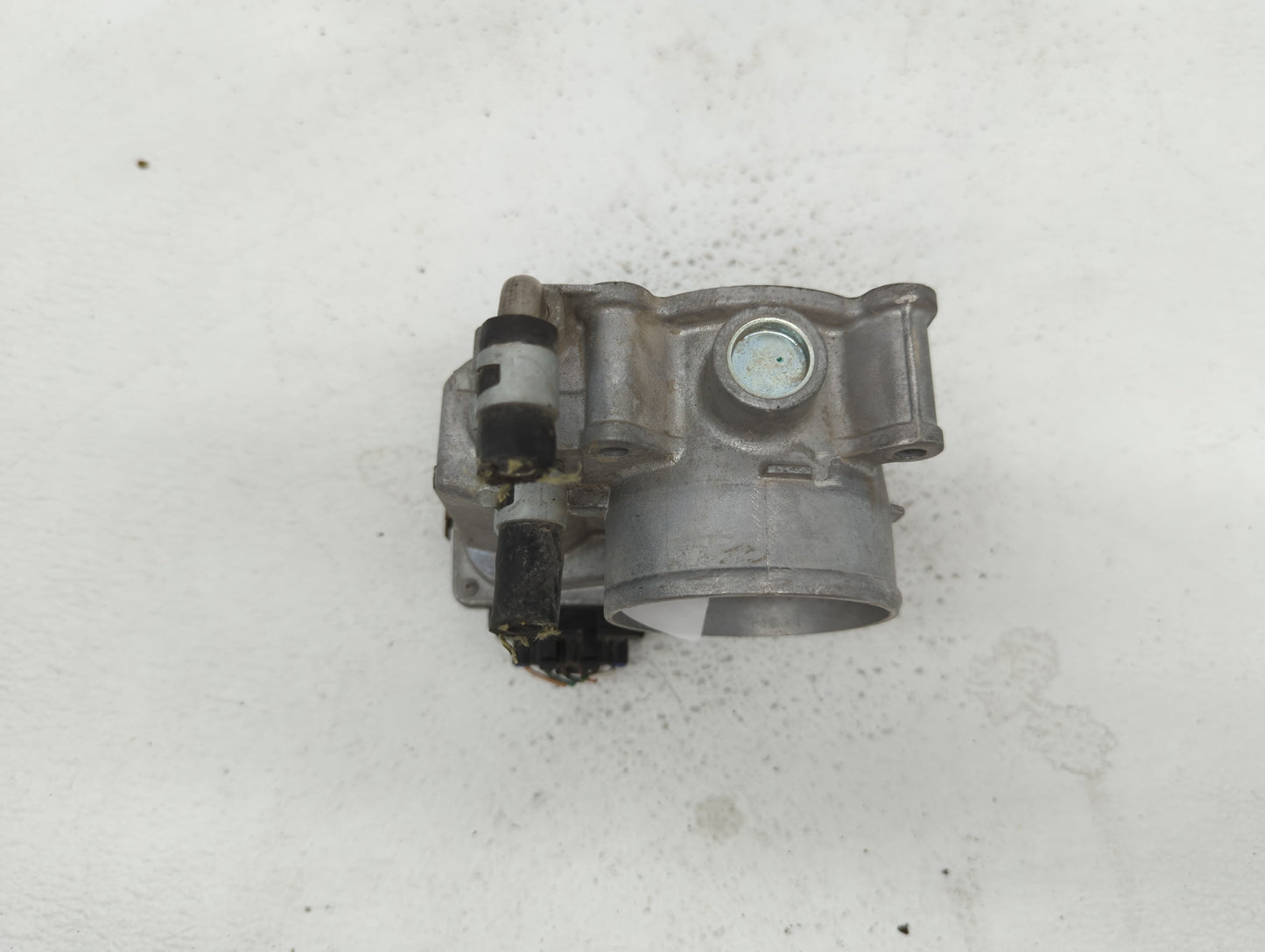 2013-2018 Nissan Altima Throttle Body P/N:3TA60-01 C 3TA60-01 B, 3TA60-01 A Fits Fits 2013 2014 2015 2016 2017 2018 2019 OEM