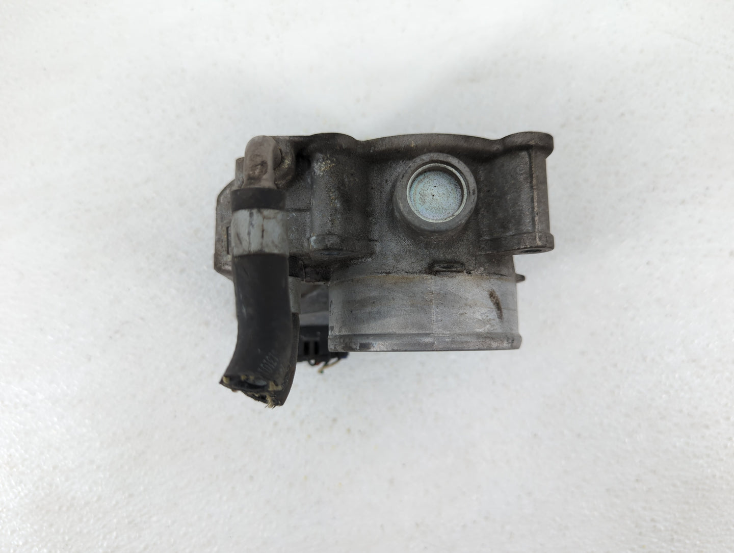 2013-2018 Nissan Altima Throttle Body P/N:3TA60-01 C 3TA60-01 B, 3TA60-01 A Fits Fits 2013 2014 2015 2016 2017 2018 2019 OEM