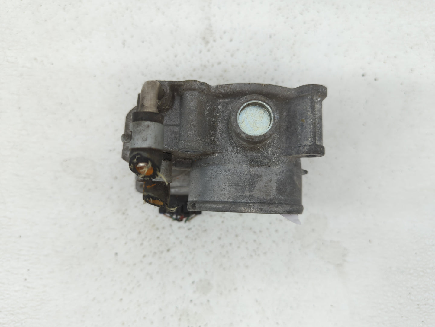 2013-2018 Nissan Altima Throttle Body P/N:3TA60-01 C 3TA60-01 B, 3TA60-01 A Fits Fits 2013 2014 2015 2016 2017 2018 2019 OEM