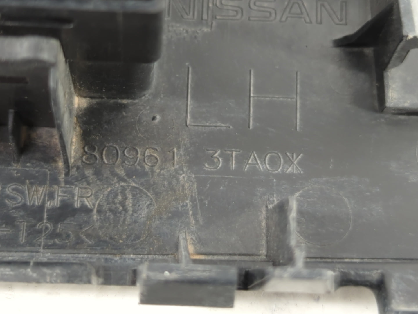 2013-2018 Nissan Altima Master Power Window Switch Replacement Driver Side Left P/N:80961 3TA0X 25401 3TA5A Fits OEM Used Au