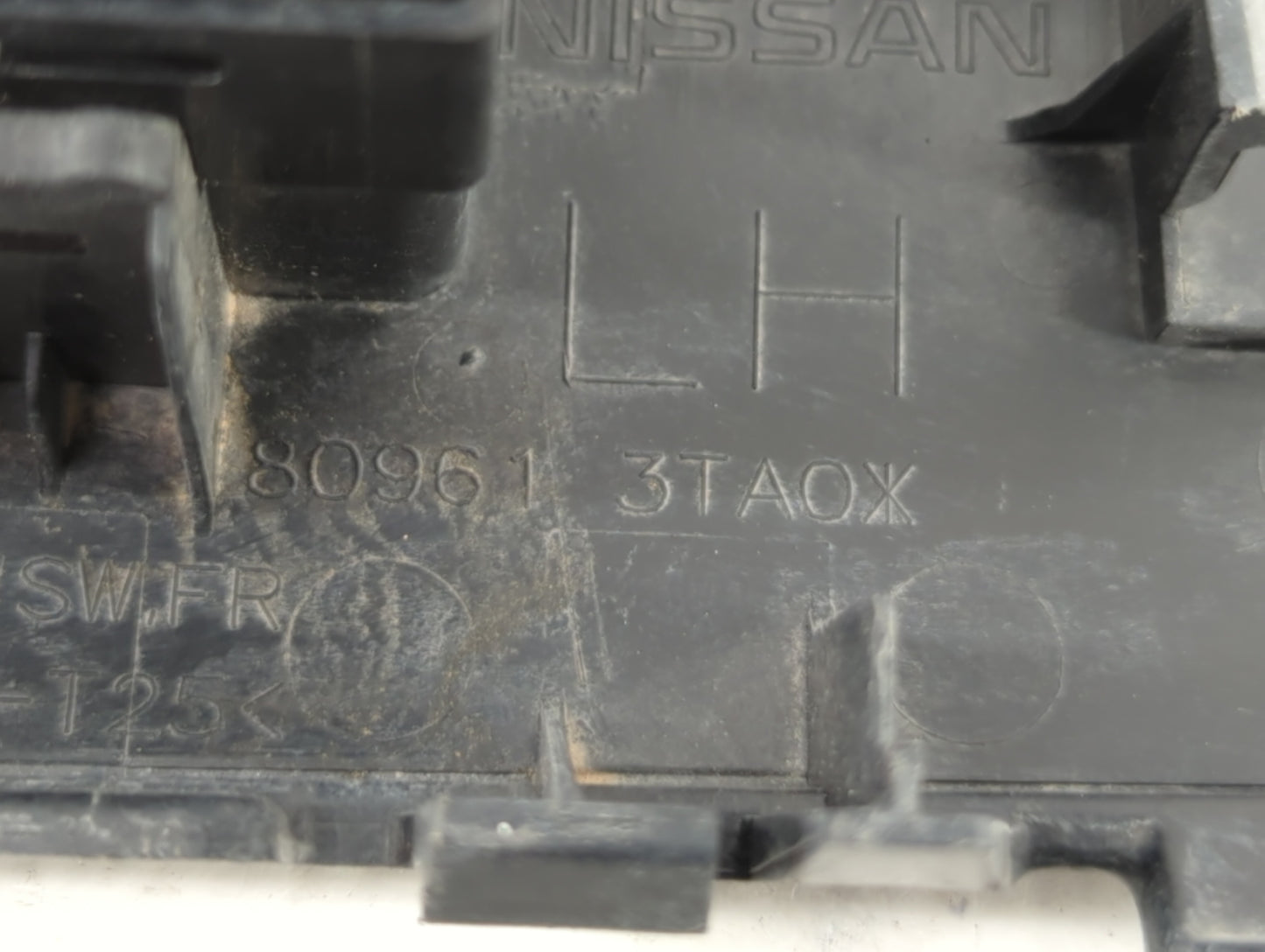 2013-2018 Nissan Altima Master Power Window Switch Replacement Driver Side Left P/N:80961 3TA0X 25401 3TA5A Fits OEM Used Au