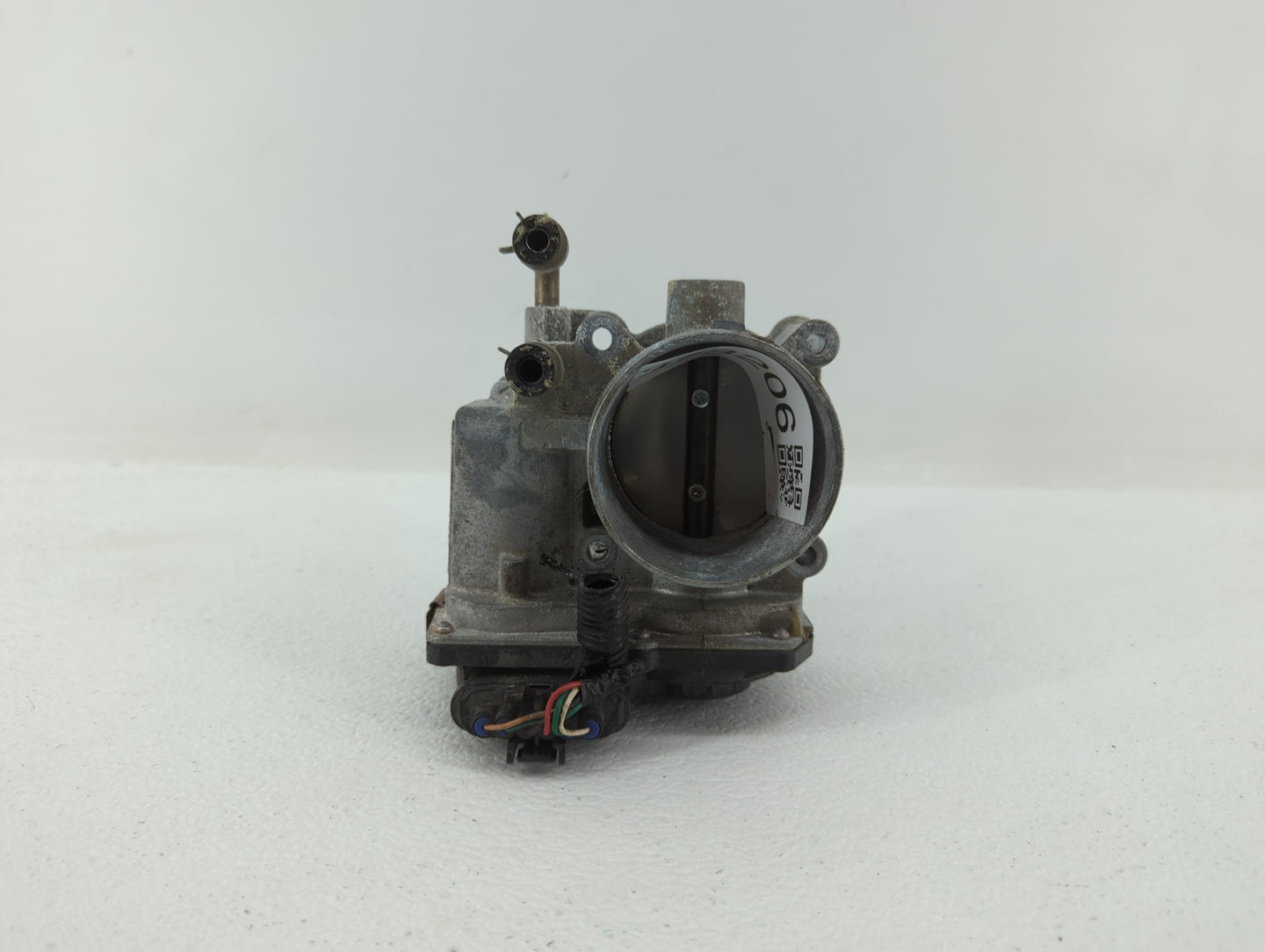 2013-2018 Nissan Altima Throttle Body P/N:3TA60-01 C 3TA60-01 B, 3TA60-01 A Fits Fits 2013 2014 2015 2016 2017 2018 2019 OEM