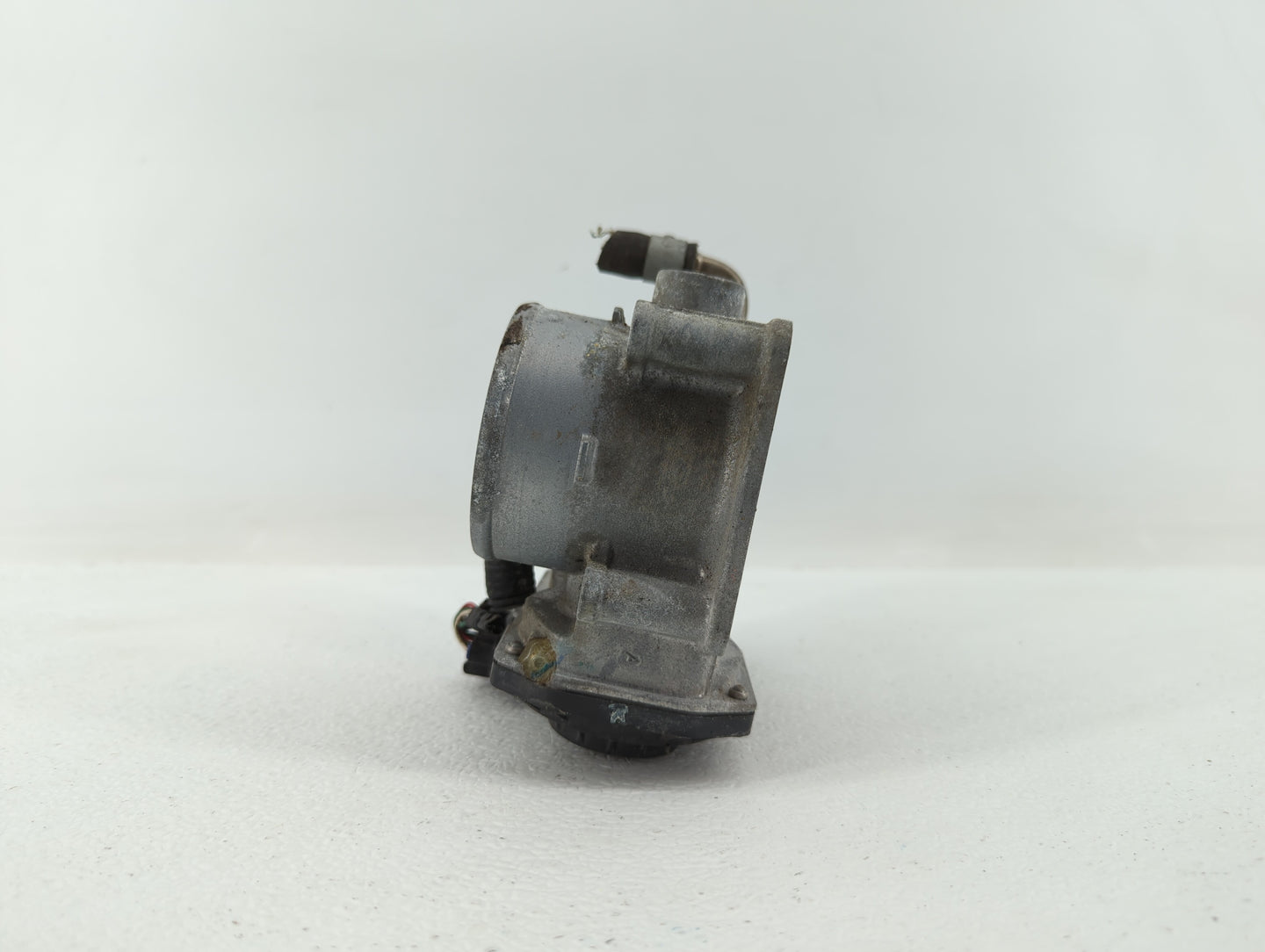 2013-2018 Nissan Altima Throttle Body P/N:3TA60-01 C 3TA60-01 B, 3TA60-01 A Fits Fits 2013 2014 2015 2016 2017 2018 2019 OEM