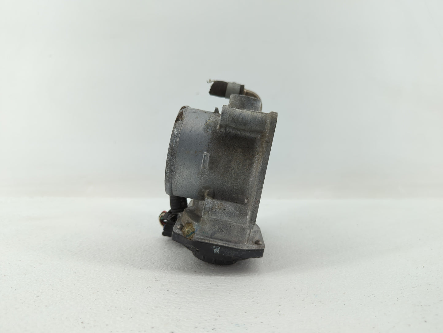 2013-2018 Nissan Altima Throttle Body P/N:3TA60-01 C 3TA60-01 B, 3TA60-01 A Fits Fits 2013 2014 2015 2016 2017 2018 2019 OEM