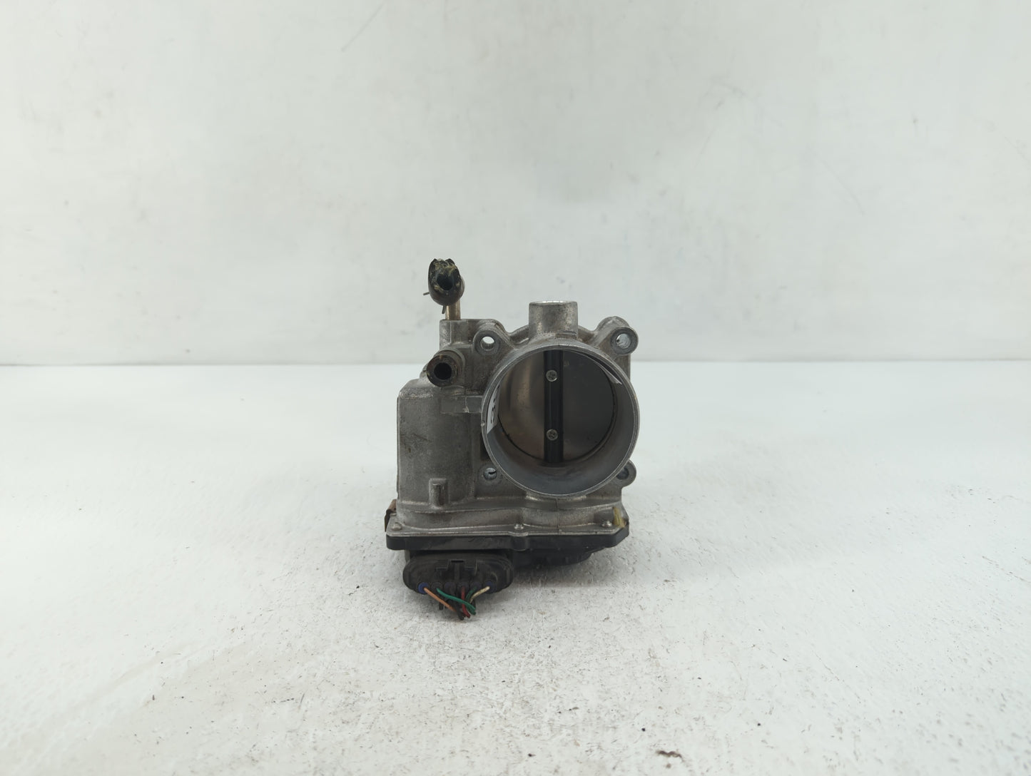 2013-2018 Nissan Altima Throttle Body P/N:3TA60-01 C 3TA60-01 B, 3TA60-01 A Fits Fits 2013 2014 2015 2016 2017 2018 2019 OEM